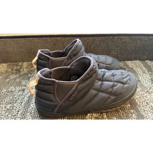 LL Bean Women's Mountain Classic Ankle Boot 2,  Black Size 9 522544